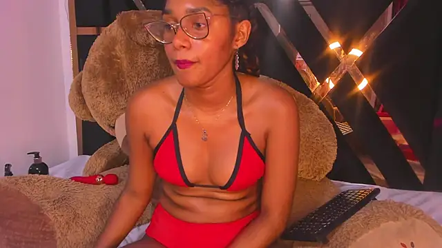 Snapshot of Ebony_beautifull chatting on 02-26-25, 06:40 Ebony beautifull online show from 02-26-25, 06:40