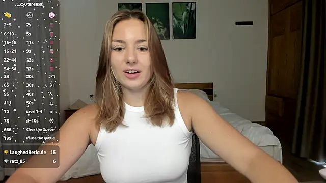 ThreeshaWhite online show from 03-22-26, 06:59