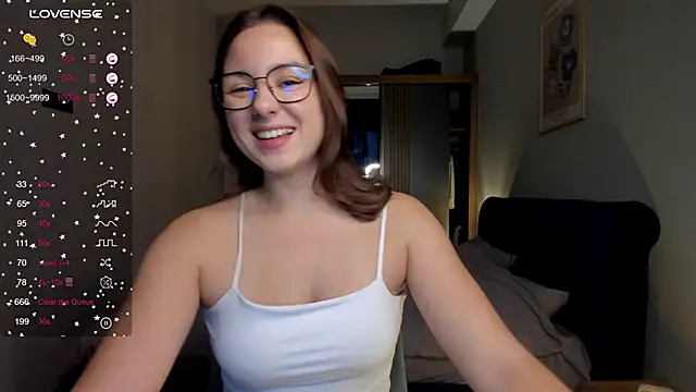 ThreeshaWhite online show from 11-14-25, 05:44