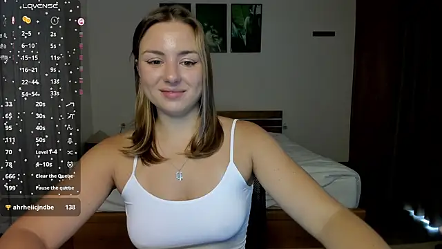 ThreeshaWhite online show from 04-09-26, 01:40