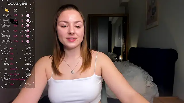 Snapshot of ThreeshaWhite chatting on 03-05-25, 04:46 ThreeshaWhite online show from 03-05-25, 04:46