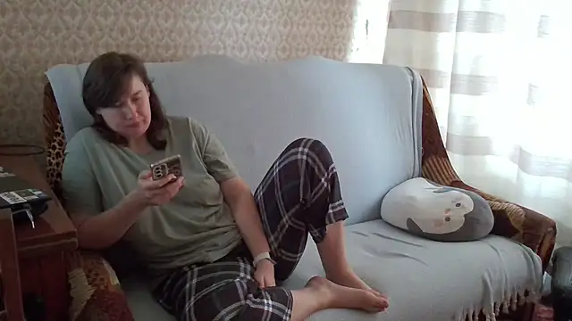 franceska blue online show from 11-22-25, 10:47