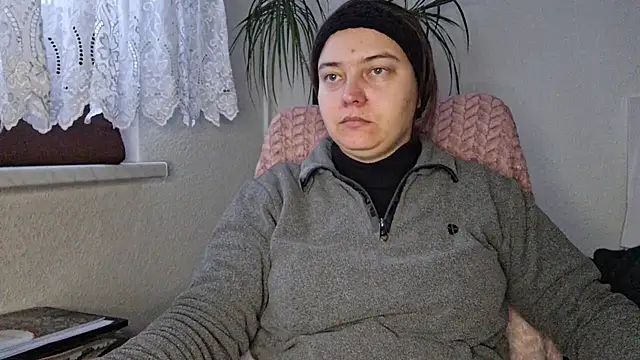 Cyndee Winter online show from 01-17-26, 02:20