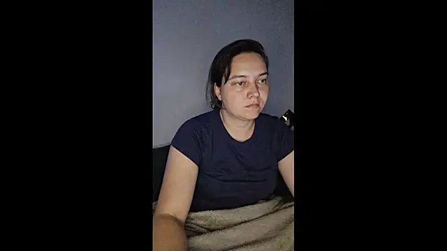 Snapshot of Cyndee_Winter chatting on 09-14-25, 07:25 Cyndee Winter online show from 09-14-25, 07:25