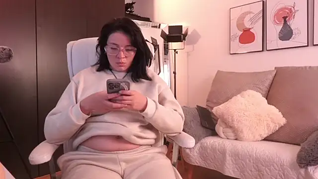 Anah s online show from 12-19-25, 02:26