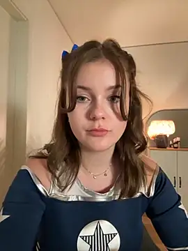 MaribelRiver online show from 11-10-25, 08:36