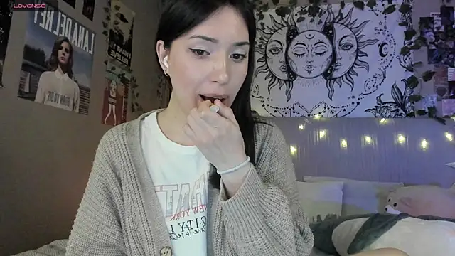 Anisawithlove online show from 03-15-25, 07:16