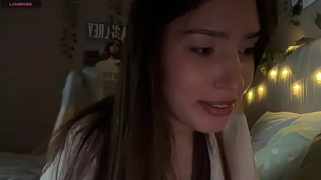 Anisawithlove online show from 04-19-26, 10:27