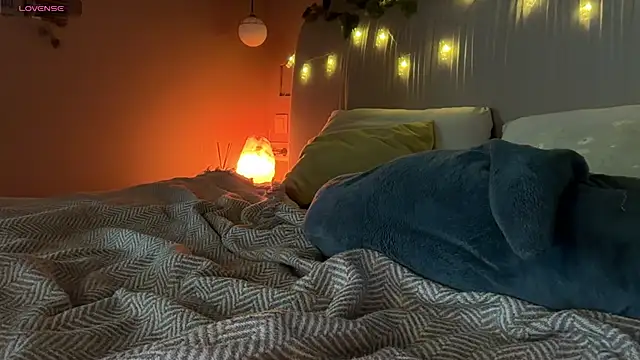 Anisawithlove online show from 02-06-26, 06:53