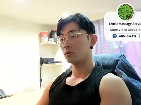 Snapshot of snakeheados chatting on 02-12-26, 07:52 snakeheados online show from 02-12-26, 07:52