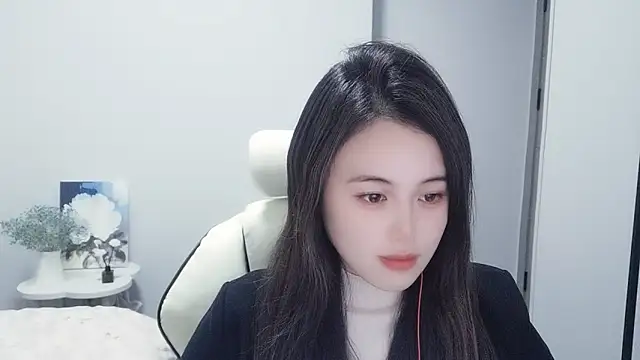 Snapshot of Wofeifei-baby chatting on 01-19-25, 03:42 Wofeifei-baby online show from 01-19-25, 03:42