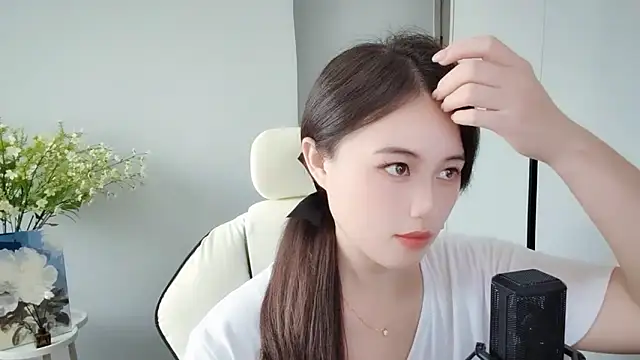 Snapshot of Wofeifei-baby chatting on 09-11-25, 07:30 Wofeifei-baby online show from 09-11-25, 07:30