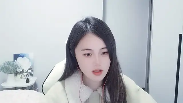 Snapshot of Wofeifei-baby chatting on 01-16-25, 03:56 Wofeifei-baby online show from 01-16-25, 03:56