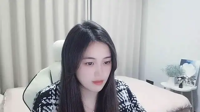 Snapshot of Wofeifei-baby chatting on 12-06-24, 03:39 Wofeifei-baby online show from 12-06-24, 03:39