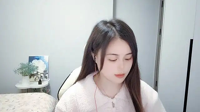 Snapshot of Wofeifei-baby chatting on 03-02-25, 03:41 Wofeifei-baby online show from 03-02-25, 03:41