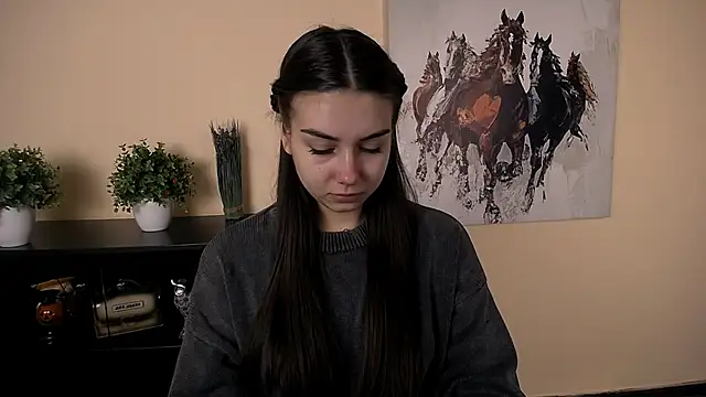 Lili magic online show from 11-28-25, 11:21