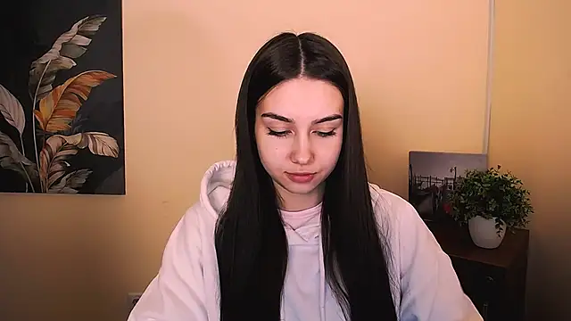 Lili magic online show from 09-27-25, 12:44