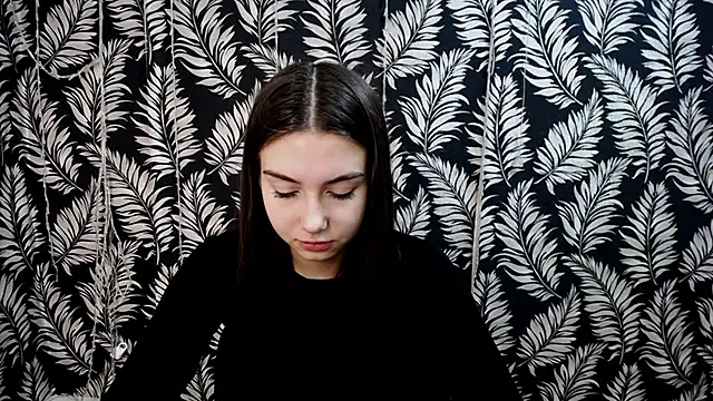 Lili magic online show from 12-17-25, 08:19