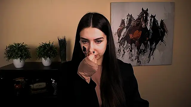 Lili magic online show from 11-07-25, 08:41