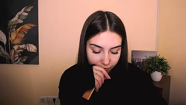 Lili magic online show from 09-21-25, 12:21