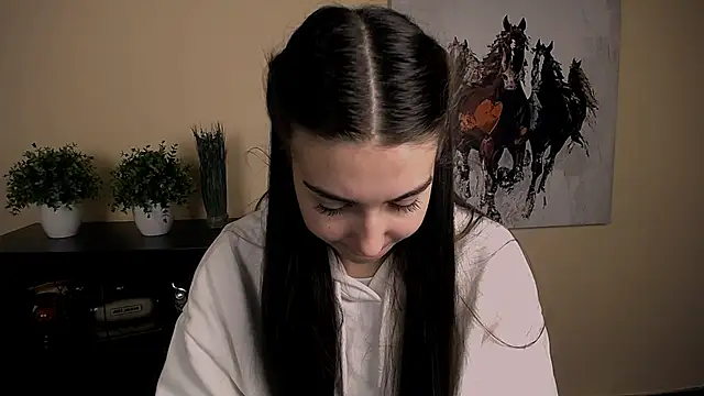 Lili magic online show from 11-14-25, 11:36