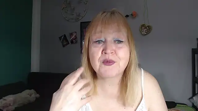 Blasflittchen online show from 03-24-26, 11:21