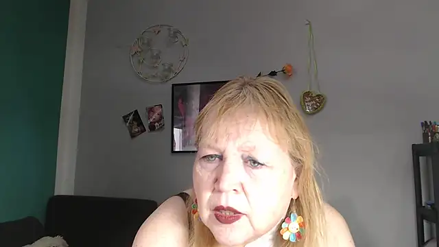 Blasflittchen online show from 03-20-26, 10:38