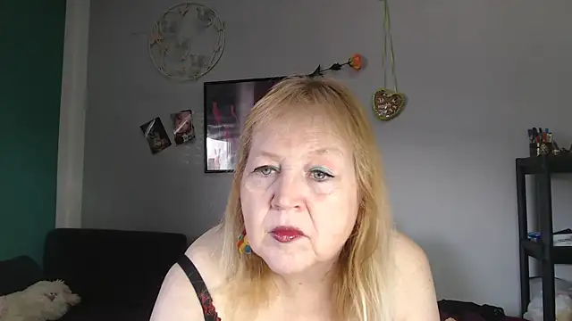 Blasflittchen online show from 03-26-26, 12:25