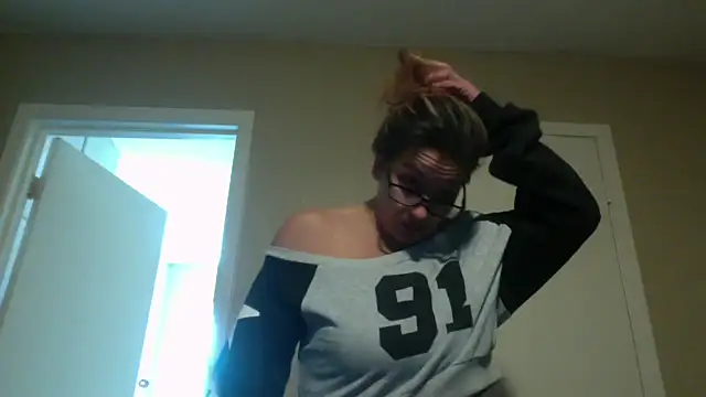 bella8769 online show from 02-25-26, 07:25