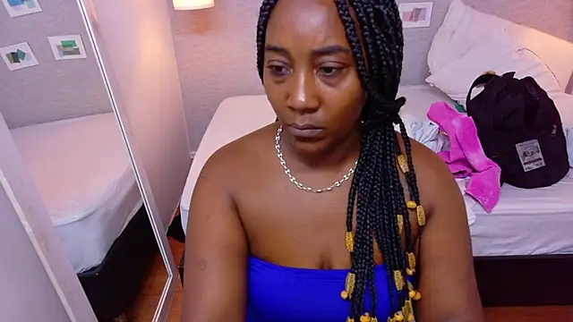 kiara evanss online show from 09-15-25, 02:39