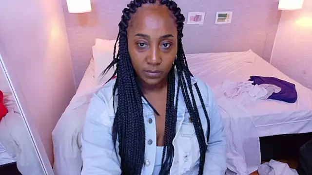 kiara evanss online show from 06-12-26, 03:37