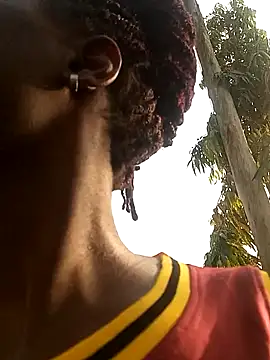 Snapshot of pretty_amaal chatting on 01-21-25, 02:15 pretty amaal online show from 01-21-25, 02:15