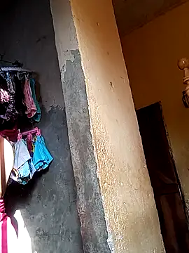 Snapshot of pretty_amaal chatting on 03-11-25, 02:18 pretty amaal online show from 03-11-25, 02:18