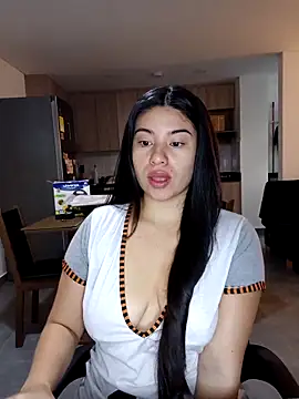 tara20  online show from 10-12-25, 10:33