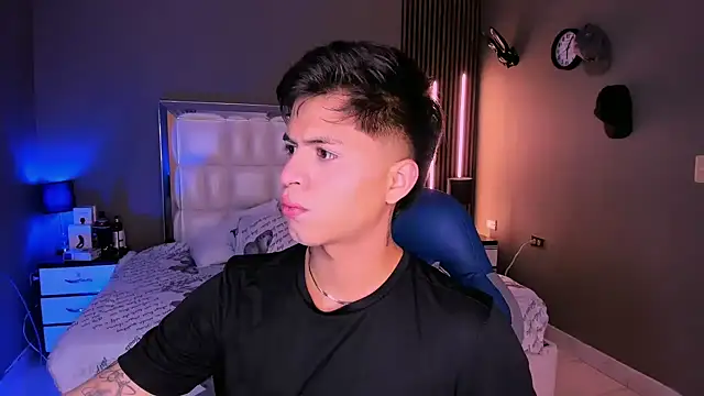 Niicky1  online show from 03-14-25, 09:21