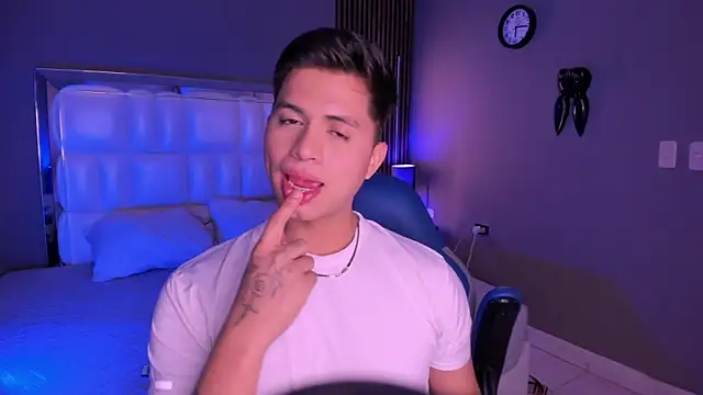 Niicky1  online show from 09-09-25, 08:40