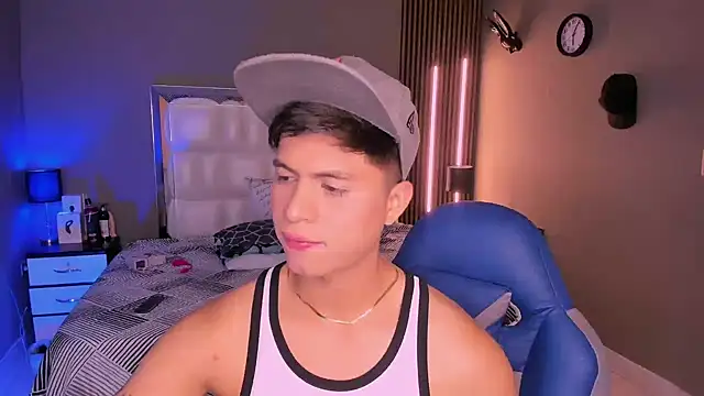 Niicky1  online show from 03-11-25, 08:53