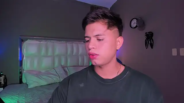 Niicky1  online show from 09-13-25, 09:15