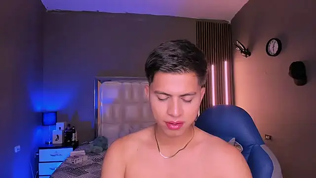 Niicky1  online show from 03-13-25, 09:05