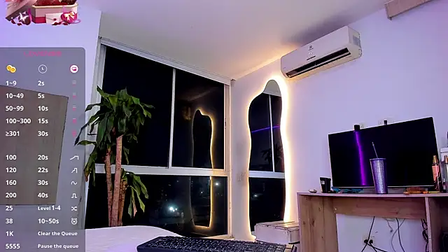 Snapshot of AbrilStivenson_ chatting on 03-14-25, 02:42 AbrilStivenson online show from 03-14-25, 02:42