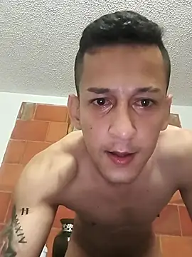 JoseHosther20xh online show from 11-06-25, 06:17