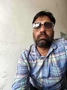 lund lol online show from 03-26-26, 06:33