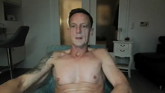 dirks71 online show from 10-21-25, 05:23