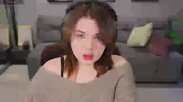 Snapshot of Teaseeme chatting on 12-10-24, 01:22 Teaseeme online show from 12-10-24, 01:22