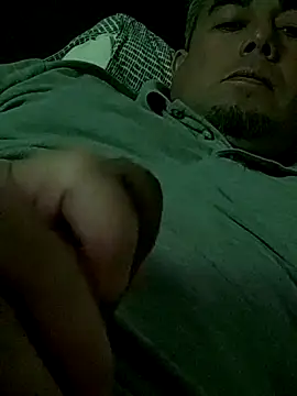 Snapshot of Manolete007x chatting on 03-21-25, 04:39 Manolete007x online show from 03-21-25, 04:39