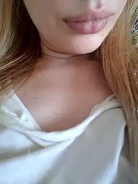 Elza kom online show from 09-14-25, 05:52