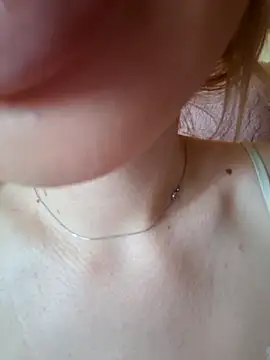 Elza kom online show from 11-03-25, 02:17