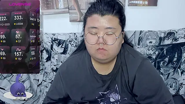 Snapshot of Nadine_asian chatting on 10-18-25, 01:18 Nadine asian online show from 10-18-25, 01:18