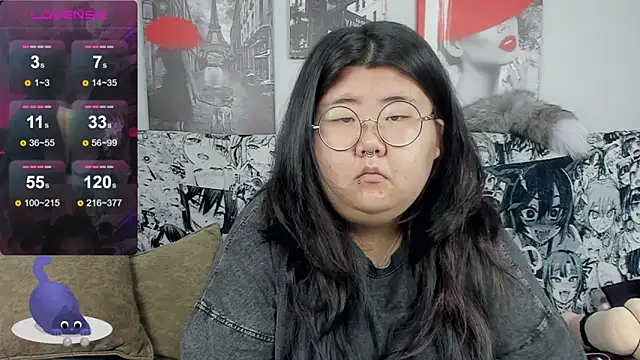 Snapshot of Nadine_asian chatting on 09-30-25, 02:28 Nadine asian online show from 09-30-25, 02:28