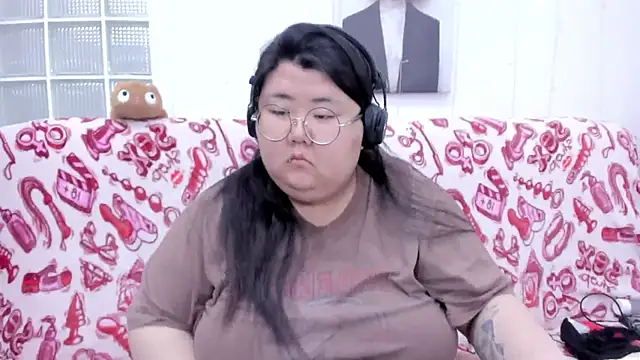 Nadine asian online show from 02-10-26, 04:22